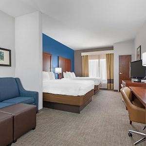 Queen Suite Two Queen Beds Sofa Bed Non-Smoking